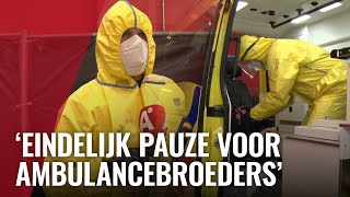 Brandweer opent coronawasstraat voor ambulance [upl. by Otti663]