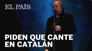 SERRAT interrumpe un concierto cuando le piden que cante el CATALÁN [upl. by Delamare]