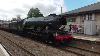 LNER A3 60103 Flying Scotsman at MoretoninMarsh Railway Station with The Cotswold Venturer [upl. by Coleen]