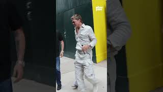 BradPitt e InesdeRamon a NewYork vanno a visitare una galleria d’arte [upl. by Sudnac583]