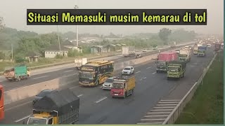 Kabut di tol jakarta cikmpek TWofficial [upl. by Einnoj]