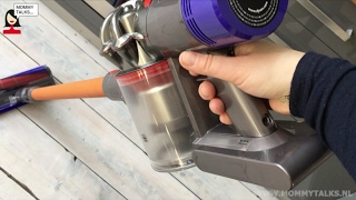 Dyson V8 Absolute steelstofzuiger review [upl. by Nnairret896]