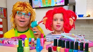 Margo and Mom pretend play makeup toys [upl. by Bust]