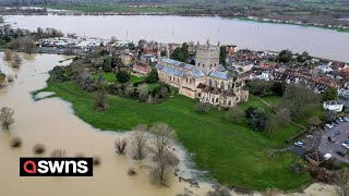 Pictures show parts of Tewkesbury and Worcester underwater following Storm Gerrit  SWNS [upl. by Perusse294]