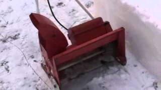 Vintage 1958 Sunbeam 16quot Electric Snow Thrower [upl. by Oirom]