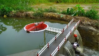 Hydroelectric Design With Turbines In The Middle Of The Lake [upl. by Accisej]