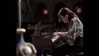 Valentina Igoshina  Chopin Waltz in F major Op 34 No 3 2006 [upl. by Kinsman]