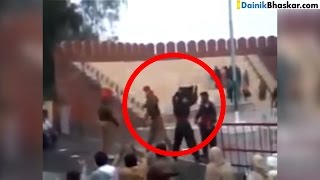 Shocking India Pakistan Soldiers Fight During Ceremony At Border [upl. by September293]