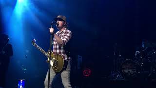 Travis Denning quotAfter A Fewquot Live at The Beacon Theatre [upl. by Nosnek]