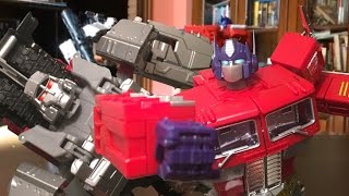 TRANSFORMERS OPTIMUS PRIME AND MEGATRON BATTLE MASTERS PLAYSET VIDEO TOY REVIEW [upl. by Janaye755]