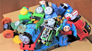 Thomas amp Friends I put the unique toys in the box RiChannel [upl. by Essirahc]