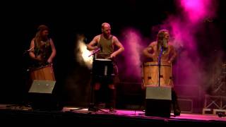 Celtica VDA 2010  CLANADONIA Live HD Peuterey Stage Valle dAosta  Italy [upl. by Oidualc893]