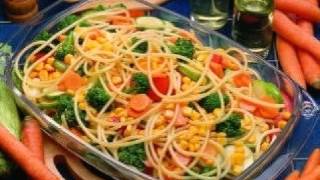 Comida vegetariana Pasta y vegetales [upl. by Ailahs326]