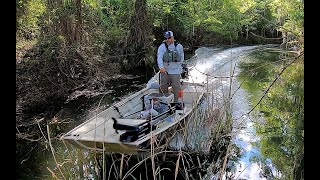 Swamp Runner Medium Longtail on a 1440 Flatbottom [upl. by Amasa]