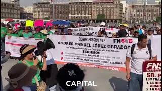 Trabajadores del Colegio de Bachilleres realizan mitin frente a Palacio Nacional [upl. by Ness]