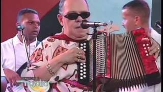 El Ciego de Nagua En Vivo en Ustedes y Nosotros  25 Octubre 2004 [upl. by Hendel]