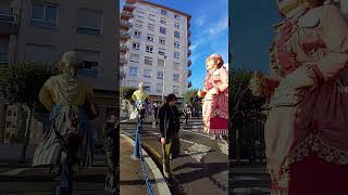 Gigantes de Mairuek Santutxu en el ERRALDOI EGUNA en Portugalete 09112024 [upl. by Lebasy762]