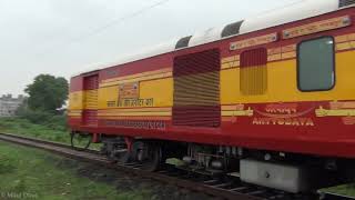 Bandra Terminus  Gorakhpur ANTYODAYA Express with Vadodara WAP 4E [upl. by Bartholemy]