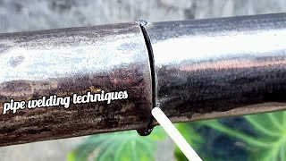 Not everyone knows the technique for welding galvanized round pipes in a vertical position welding [upl. by Joanie]