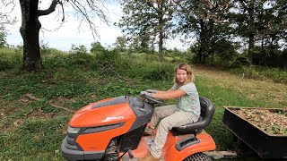 Making our own woodchips for a Back to Eden Garden  Jansen wood chipper [upl. by Lika]