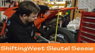 Vering en Slipper clutch  Supermoto racemotor pt2 [upl. by Gertrud]