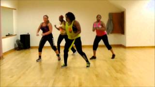 Zumba Reggaeton Latino reggaeton with Sportynet [upl. by Tnarb]