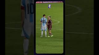 ¡MESSI SE ENOJÓ CON SOTELDO 😡 messi soteldo pelea [upl. by Anuska]