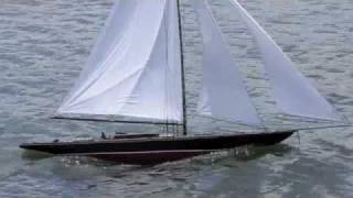 RC Gaff Rig Model Yacht 2 [upl. by Ettennil]