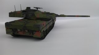 Building Leopard 2A6EX  Hobby Boss 135 scale [upl. by Devol]