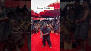 Ahenfie displaying his cultural dance skills infront of Otumfour Osei Tutu The Asantehene otumfuo [upl. by Shulins]