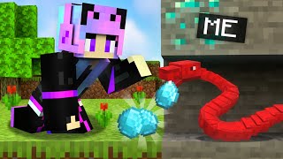 Playing as a HELPFUL Snake in Minecraft [upl. by Yarod427]