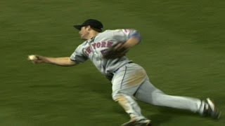 Wright makes a spectacular barehanded catch [upl. by Marwin]