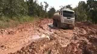 Atoleiros na MT100 trecho entre Alto Araguaia e Araguainha  TV integração [upl. by Ennovahc244]