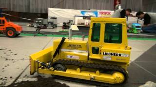 RC Construction vehicles working Nice RC Dozer action [upl. by Assirrem]