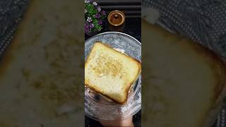 Chees egg bread sandwich easyfoodtomakeathome [upl. by Kwasi591]