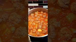 Tencerede Bezelyeli Köfte ‼️ shortvideo kitchen delicious yummy yummy food chicken köfte [upl. by Ainimreh]