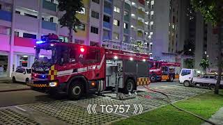 SCDF PL311 PL322 YISHUN COFFEESHOP FIRE [upl. by Anerdna]