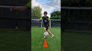 5 SIMPLE SKILLS TO BEAT DEFENDERS ⚽⚽⚽ football skills shorts [upl. by Vogeley]