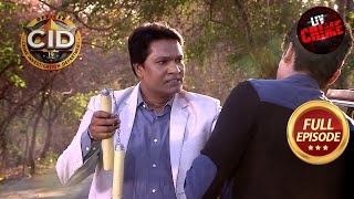 Inspector Abhijeet के हाथ लगा बड़ा Clue  CID  सीआईडी  Full Episode  Car Chase  22 Dec 2023 [upl. by Alroy]