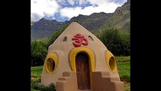 Casas de Barro Superadobe terminadas [upl. by Odelle]