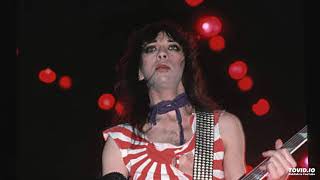 KISS  Vinnie Vincent Solo Live Nashville 1984 [upl. by Enelak390]