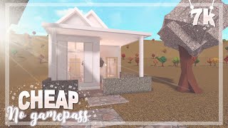 BLOXBURG Tiny No Gamepass House 7k  House build [upl. by Urian619]