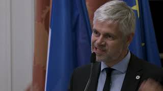 Laurent Wauquiez veut refonder la droite à Saint Cyr sur Loire [upl. by Kammerer695]