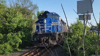 Hyannis bound CapeFLYER Train Crossing at Plain Street ft F40RULES [upl. by Iluj]