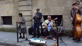 90 year old woman dancing jazz in Paris  90 歲老婦在巴黎跳爵士樂 [upl. by Bren]