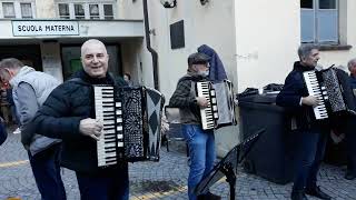 castagnata coro gran paradiso Pont Canavese [upl. by Silberman580]