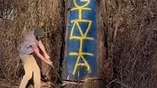 GIANT INDIANA LUMBERJACK ready to fight WV boy next Redneck Brawl 6 Sat May 4 in Huntington WV [upl. by Harve]