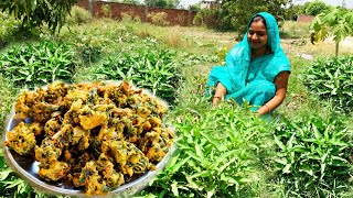 इस भयंकर 🌞गर्मी में बनाये इस ताजे जंगली 🌱पत्तों का ऐसा टेस्टी नाश्ता कि बनते ही सारा चट हो जाता है😋 [upl. by Delos]