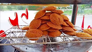 Famous Laddo pethi street food  chat patty laddu pethi waley [upl. by Crim]