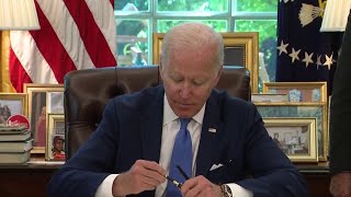 Biden signs stopgap bill averting government shutdown [upl. by Lybis164]